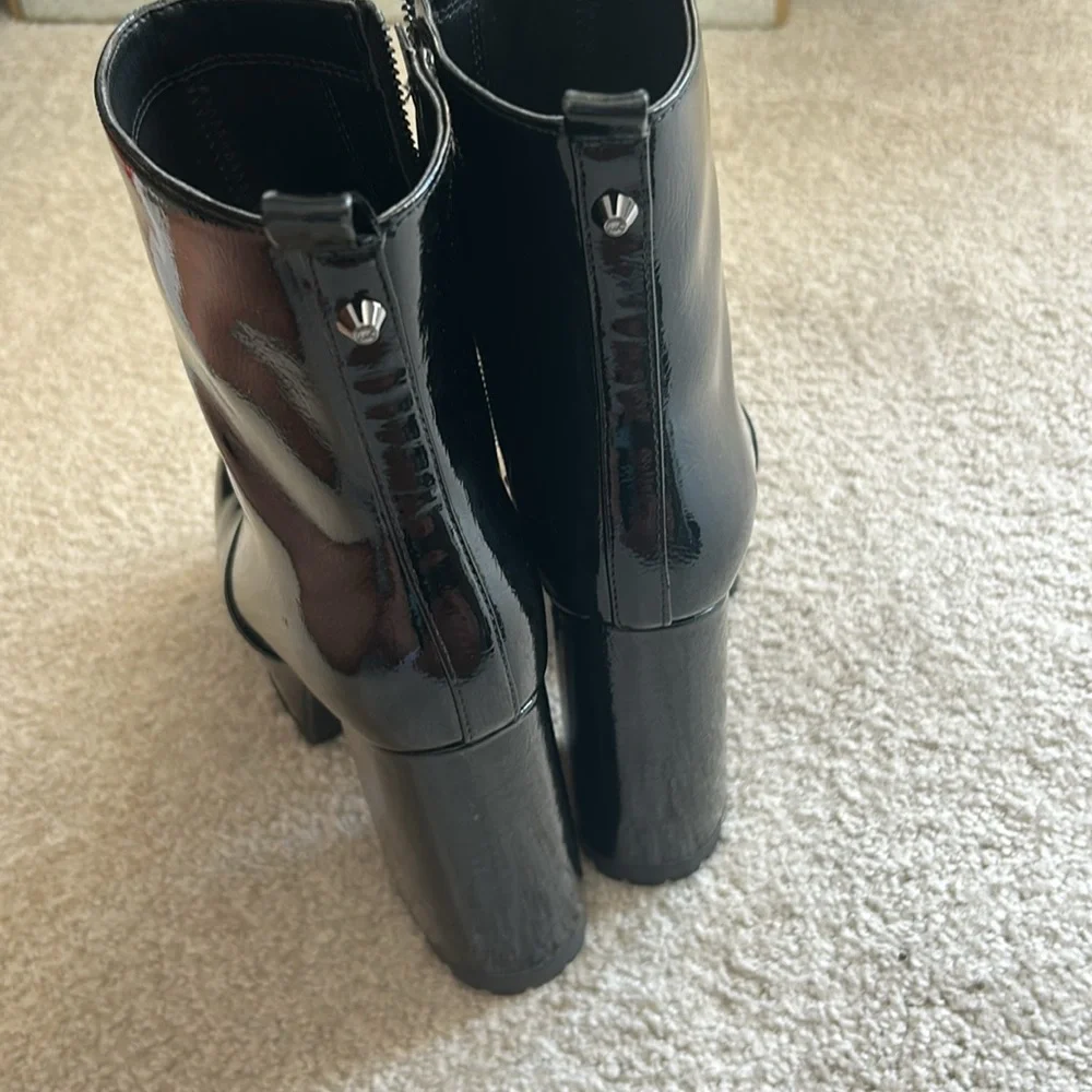 New Michael Kors Enya Platform faux patent leather boots